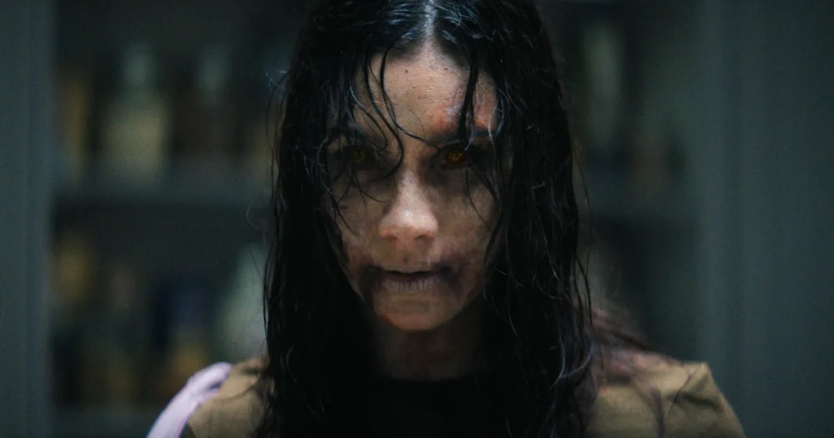 اولین نقدها و امتیازات فیلم ترسناک Evil Dead Burn منتشر شد
